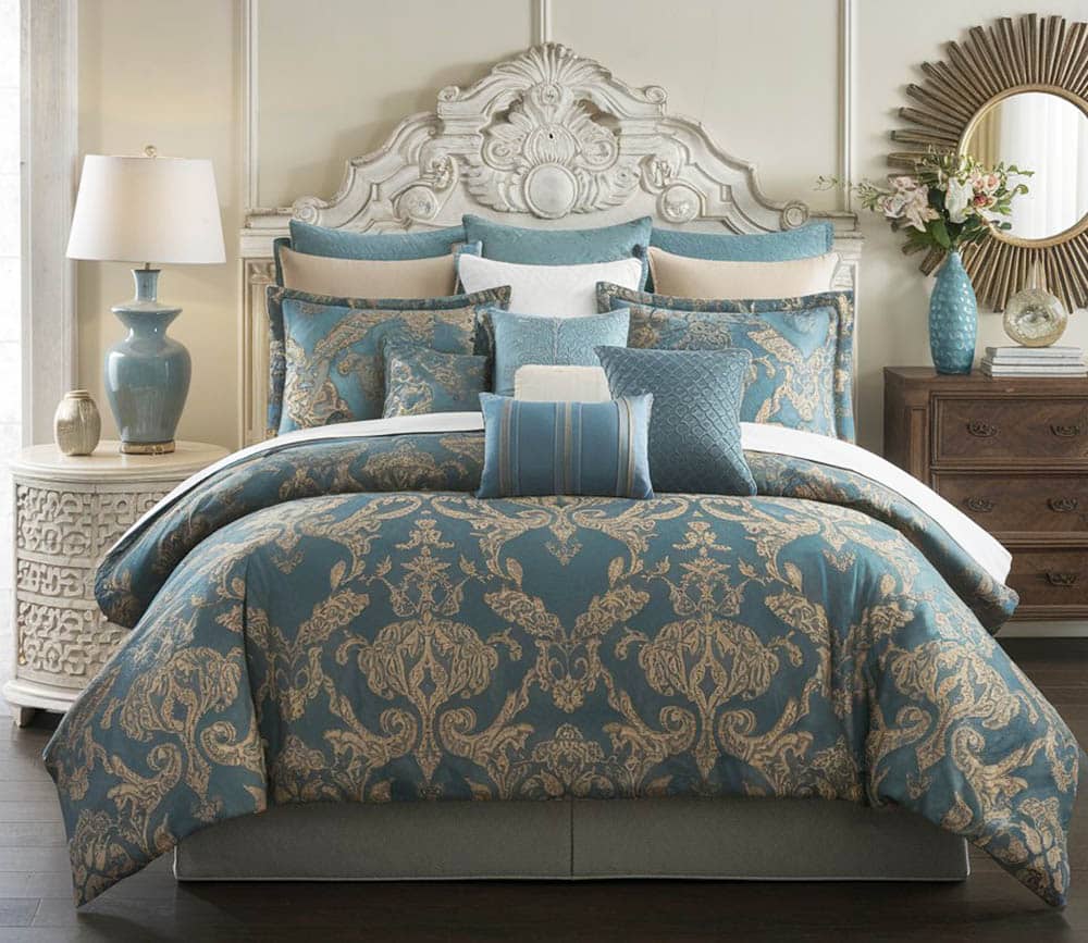 Teal comforter set romeo and juliet style