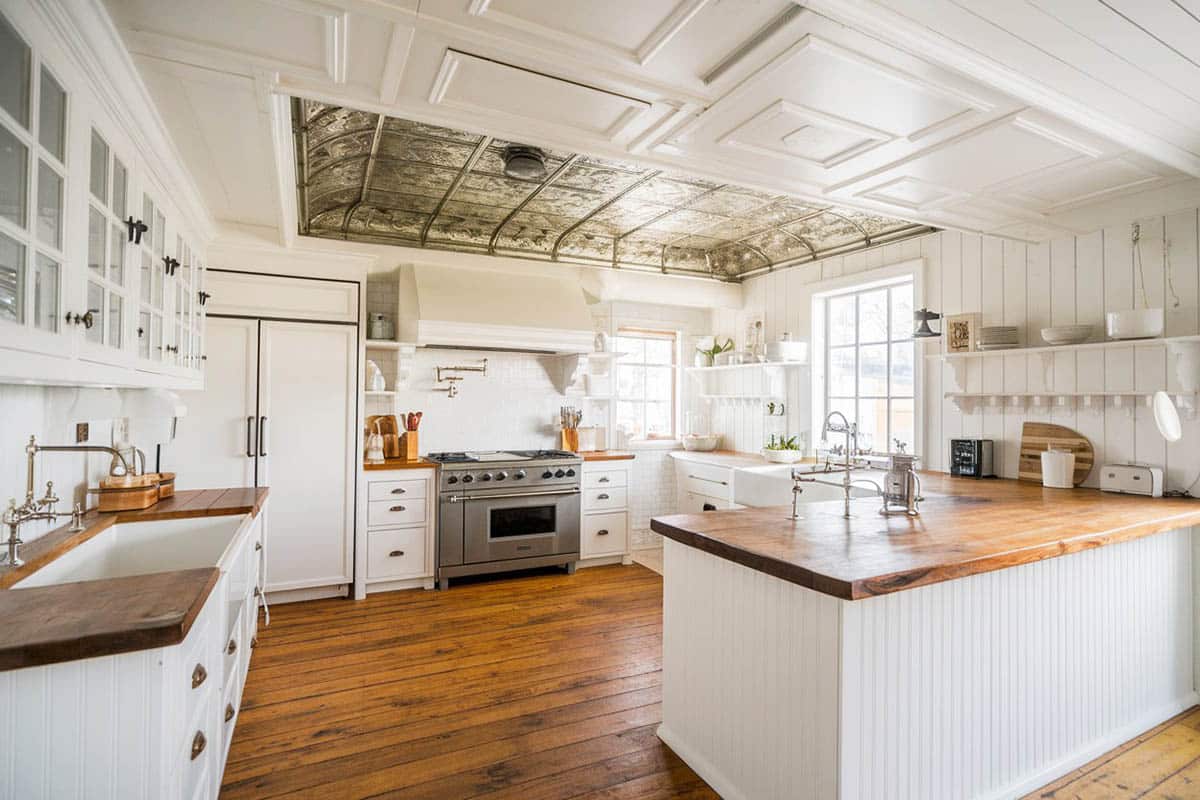 Kitchen with metal tray ceiling