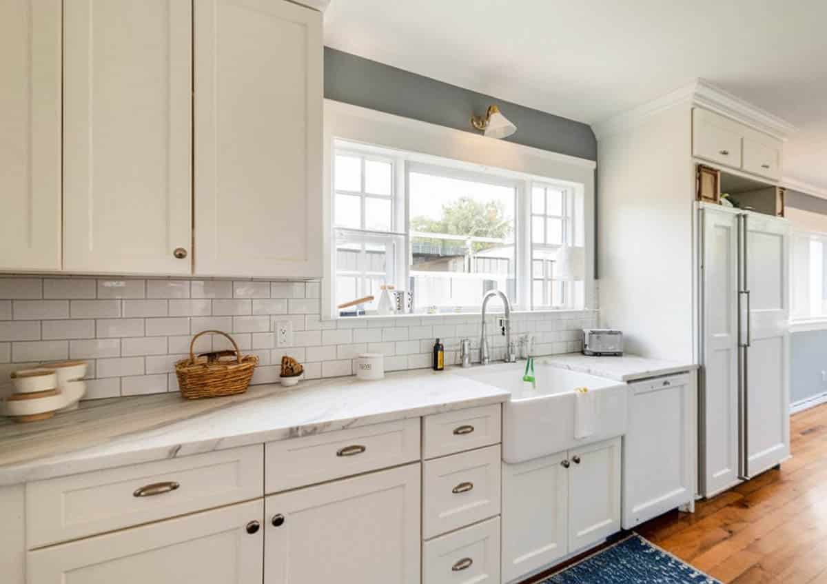 Single line kitchen with no island