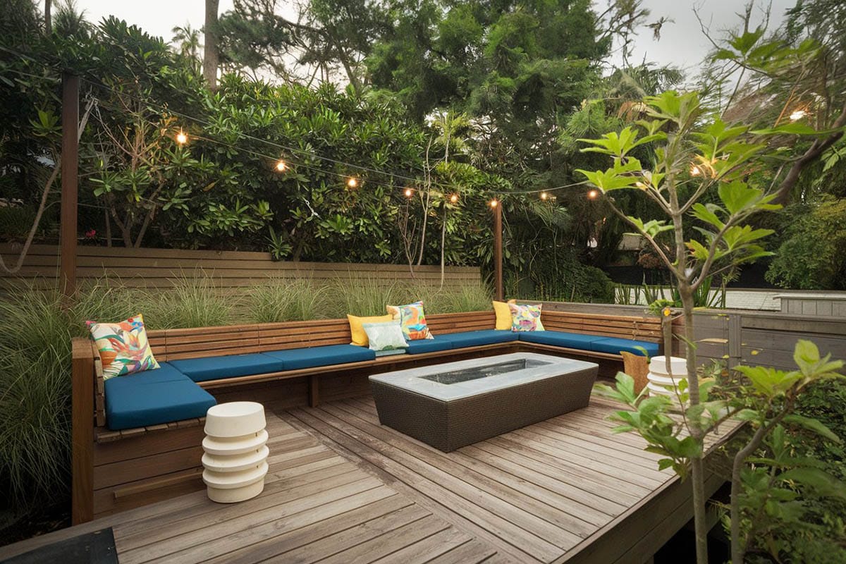 Contemporary u shaped bench