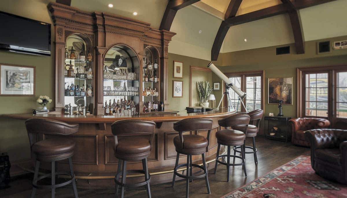 Rustic curved bar